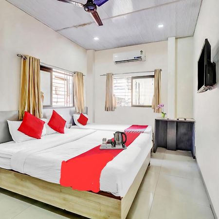 Hotel Kailash Park- Near International Airport Bombay Exterior foto